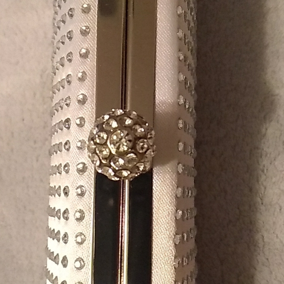 High Quality Silver Stud Clutch. - Picture 2 of 3